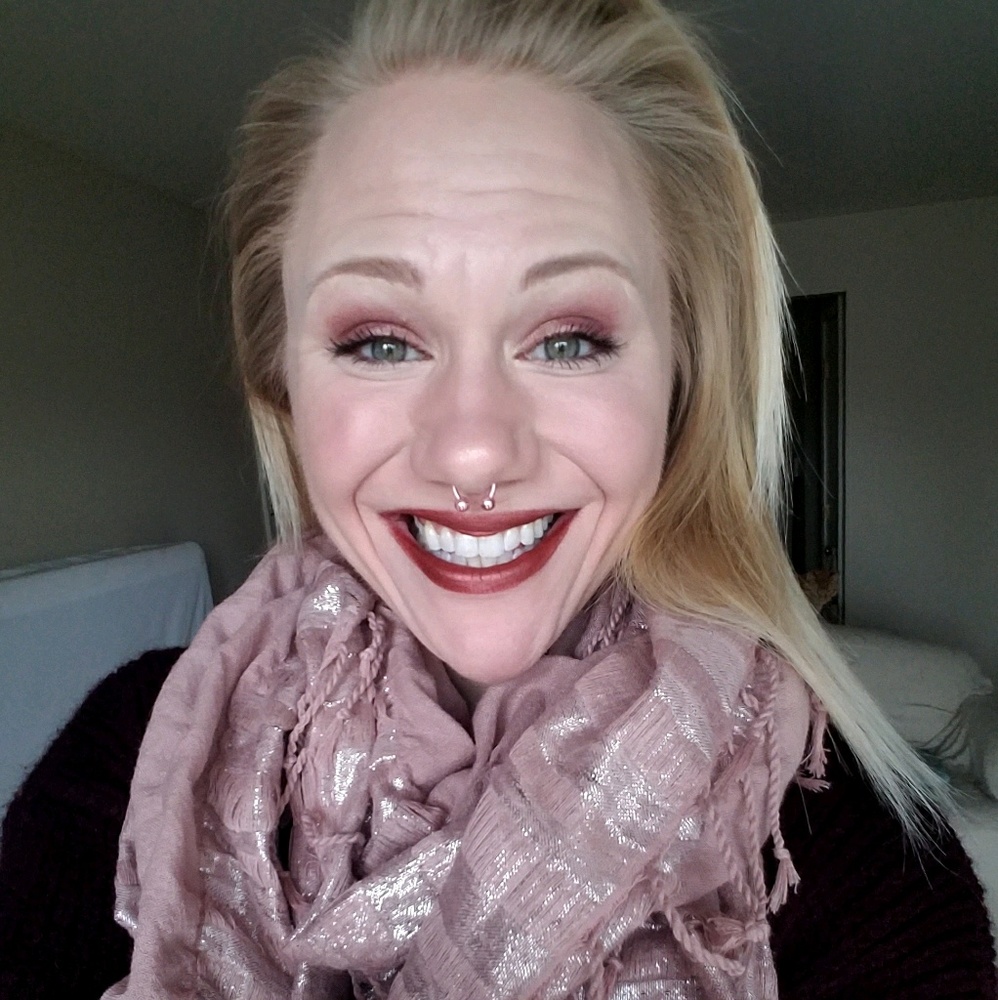 Meet your Posher, Sara